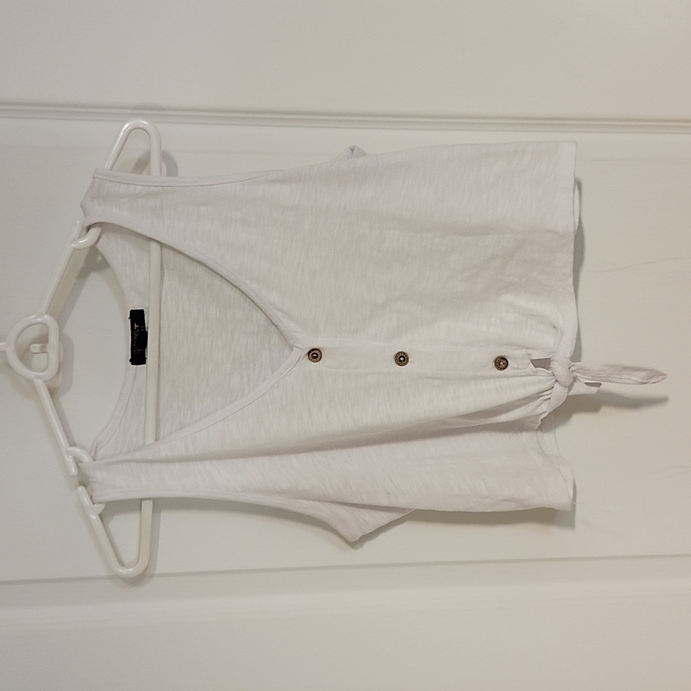 White top large with bottons